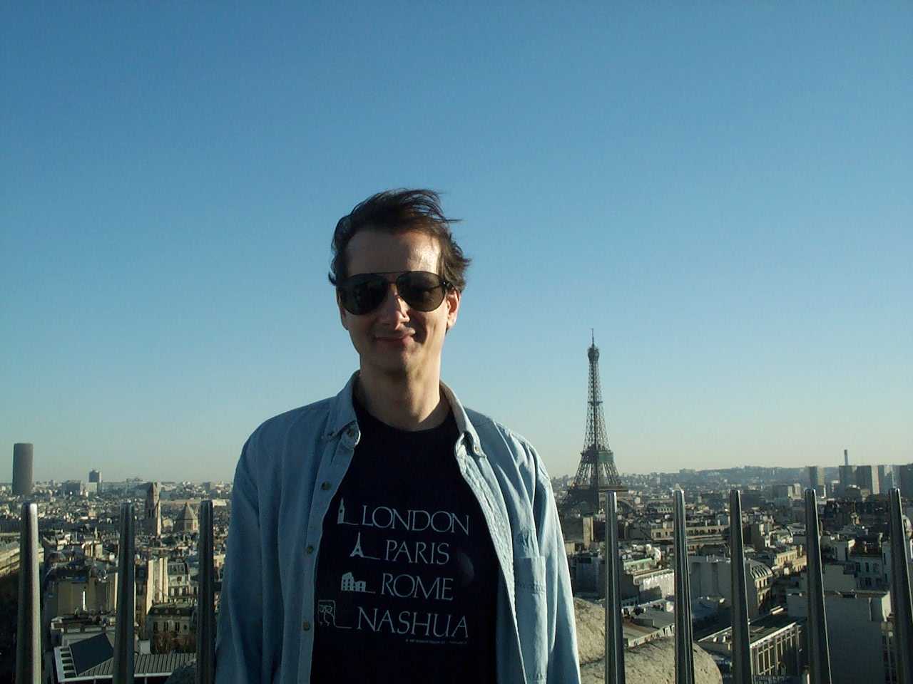T-shirt in Paris